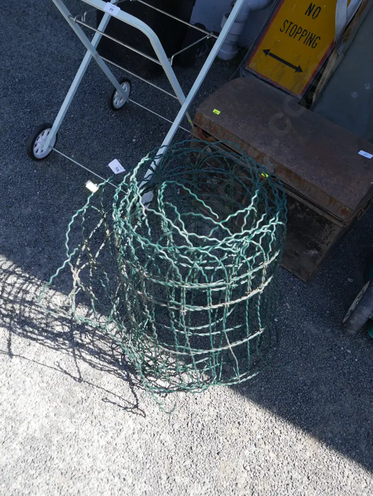 Green border fence Image 1++