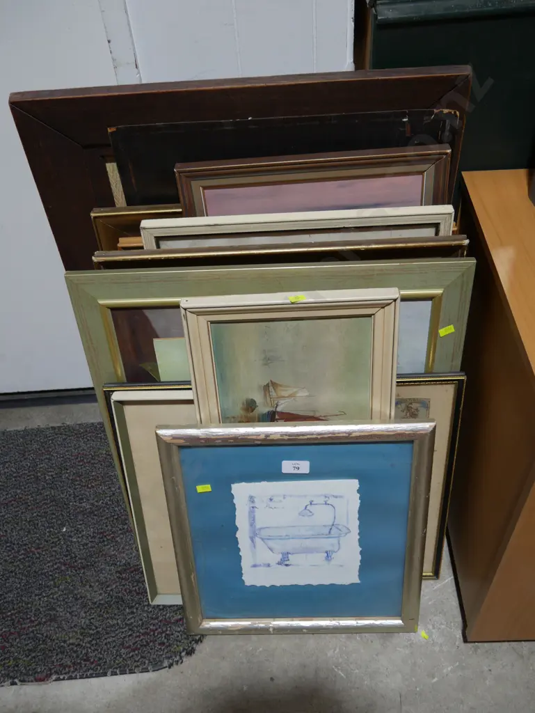 Assortment of art Image 1++