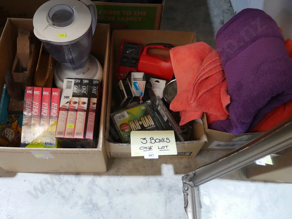3 boxes sundries Image 1++