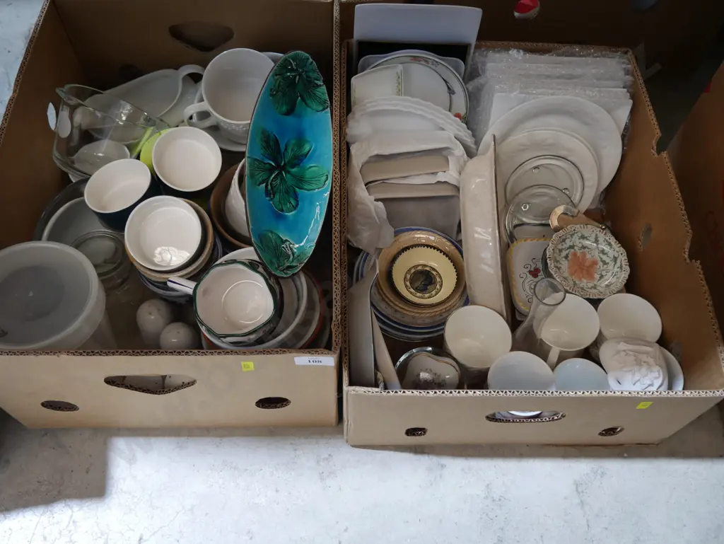 2 boxes china etc Image 1++