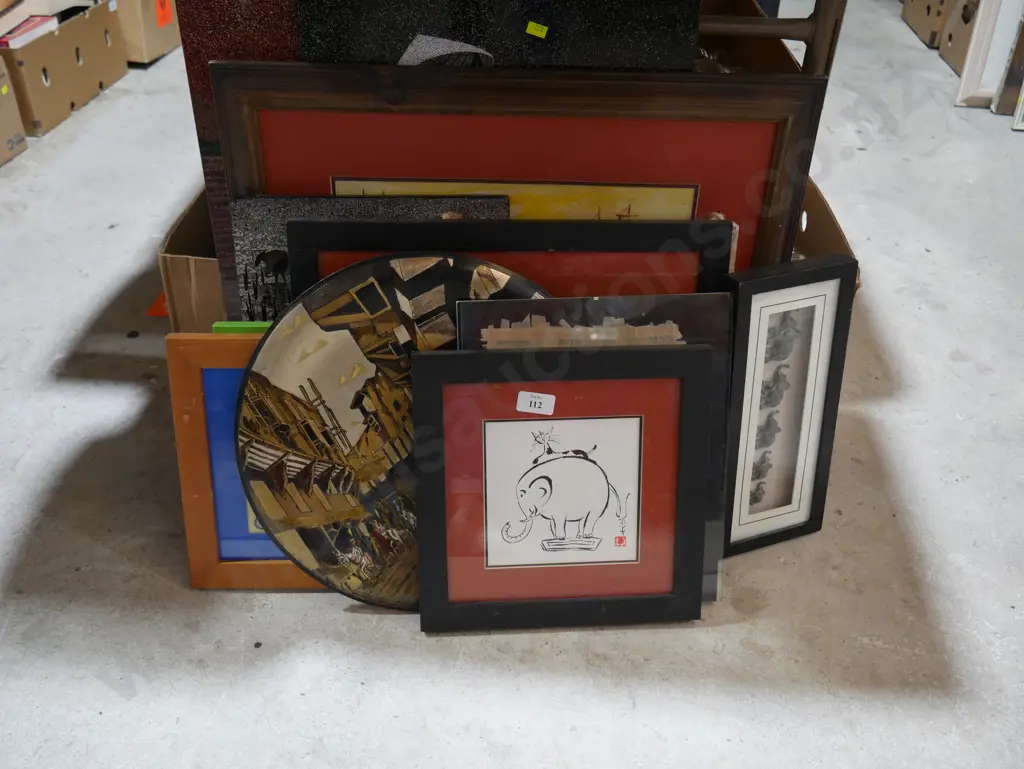 Assortment of art Image 1++