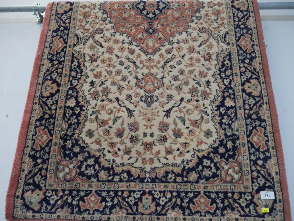 Floor mat Image 1++