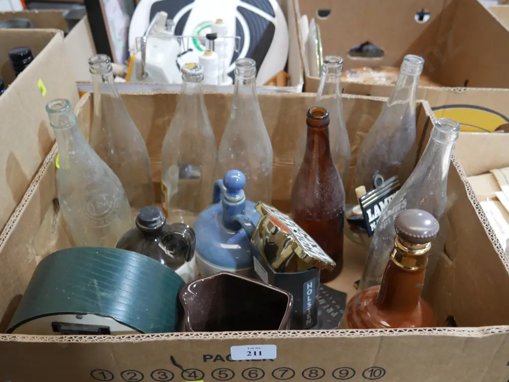 Bottles, whisky jugs Image 1++