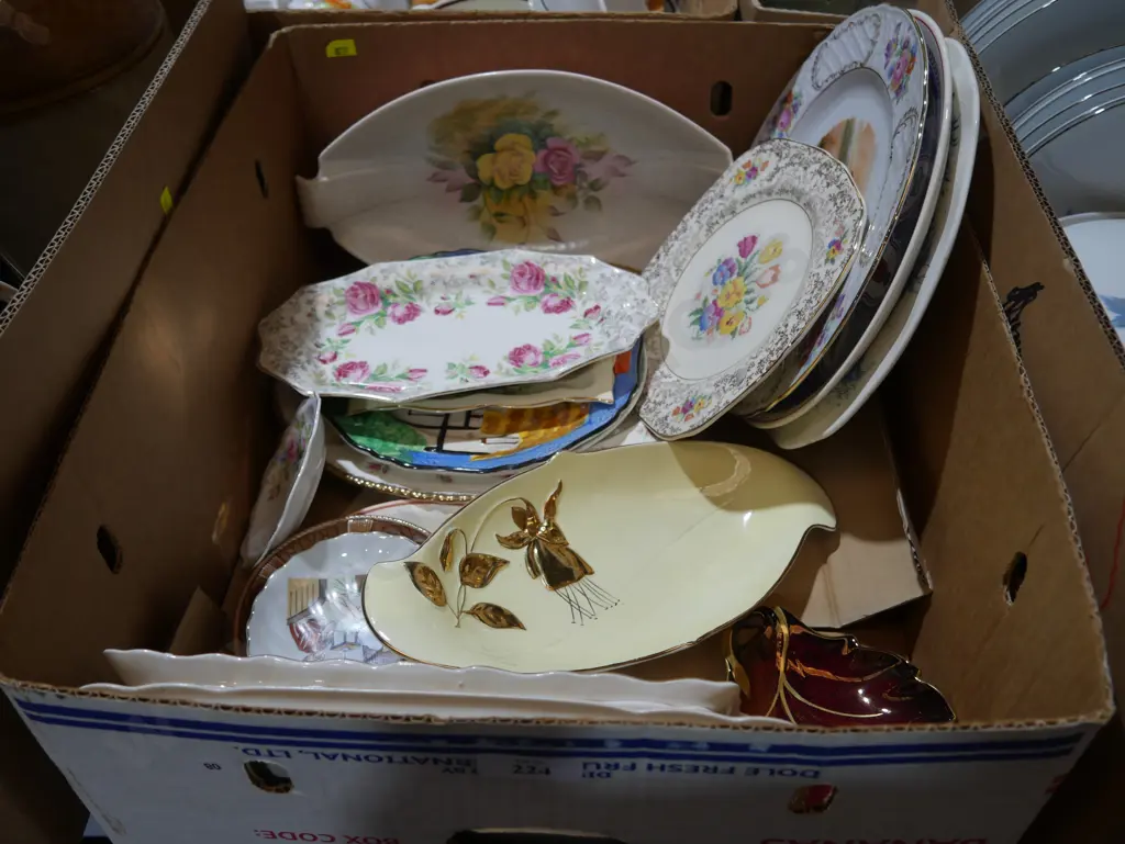 Assorted china Image 1++