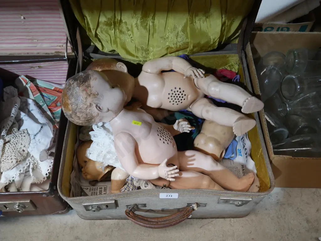 Old dolls Image 1++