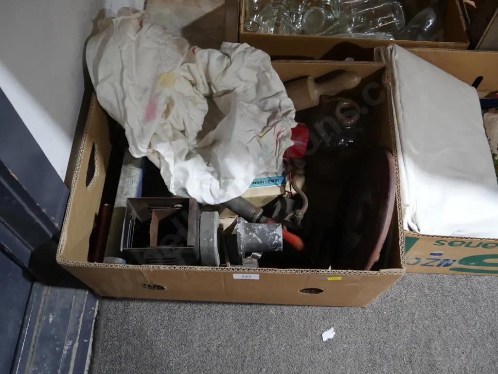 Mixed sundries Image 1++