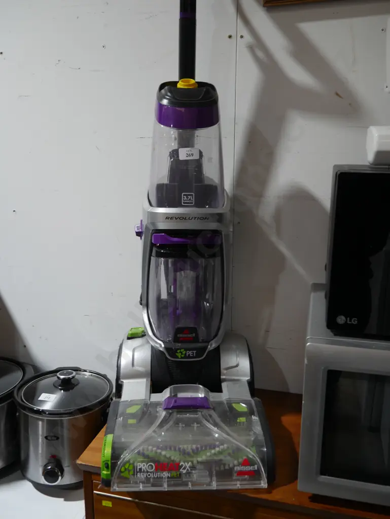 Bissell carpet cleaner Image 1++