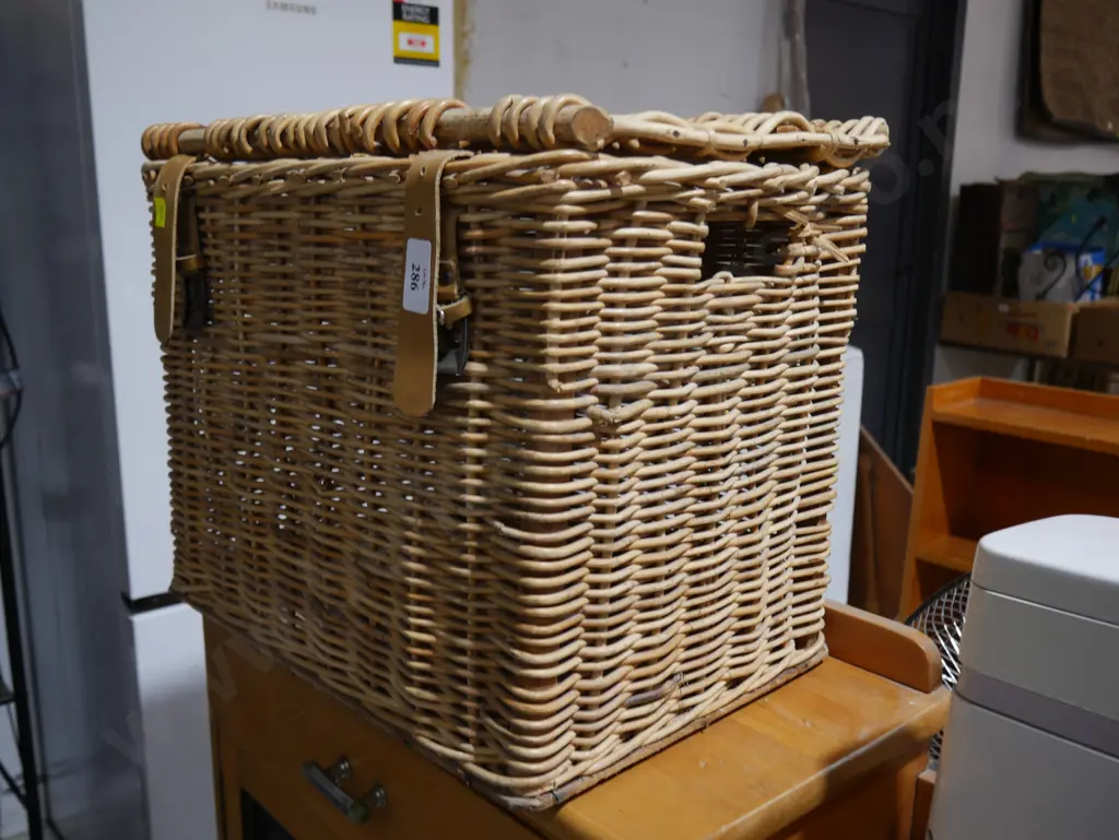 Picnic basket Image 1++