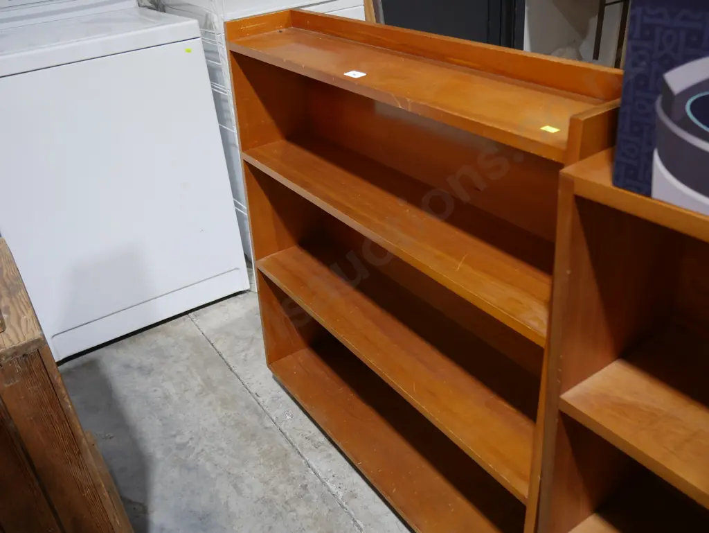 Solid wood bookcase Image 1++