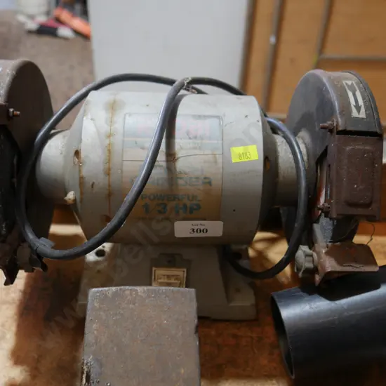 Bench grinder
