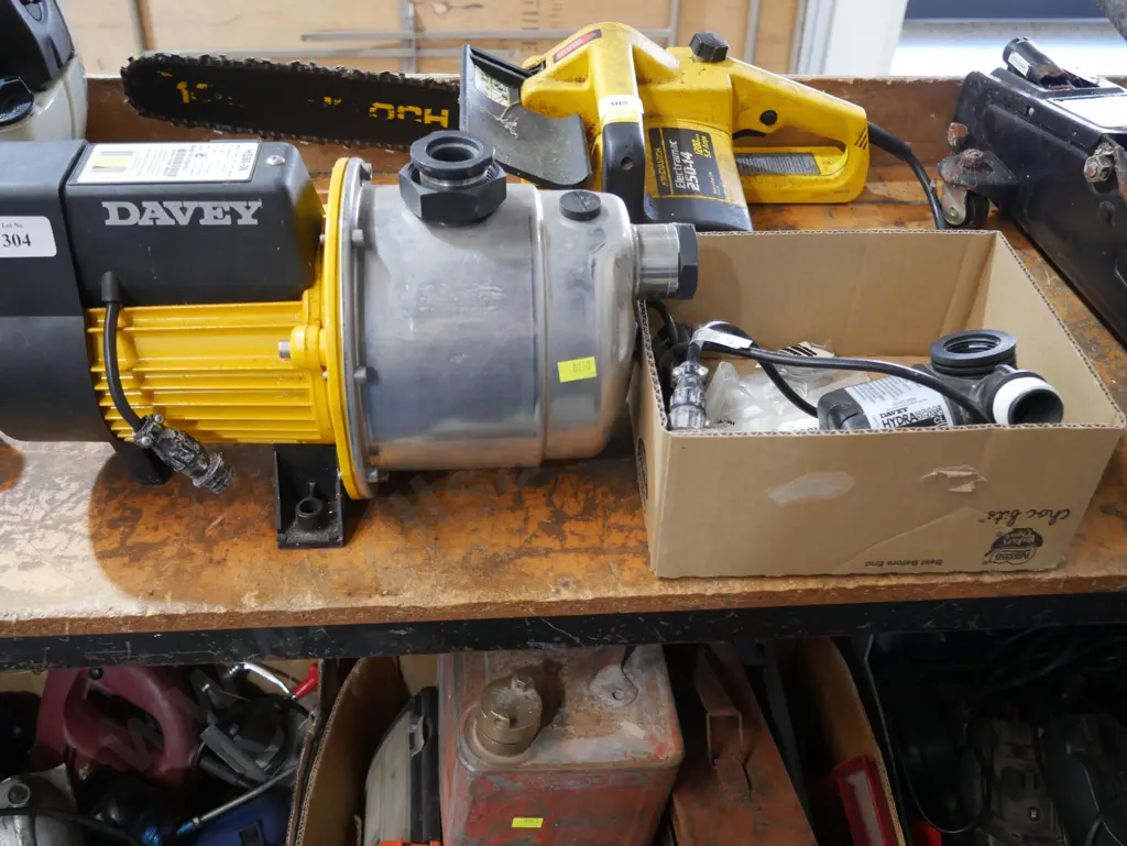 Davey water pump Image 1++