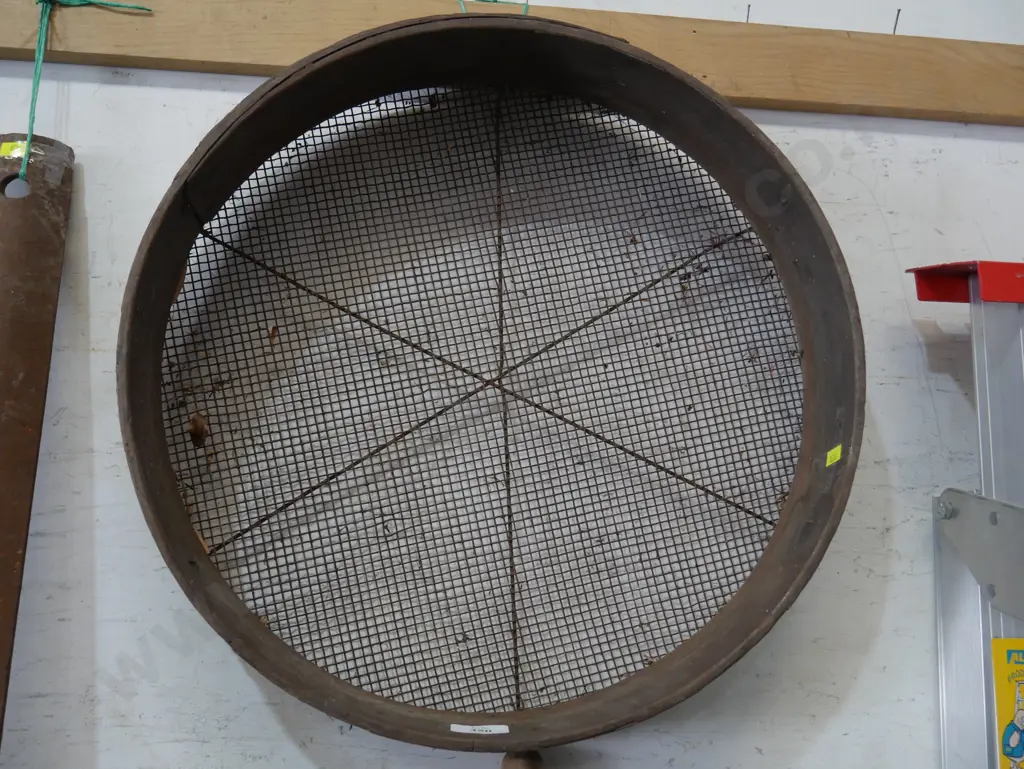 Soil seive Image 1++