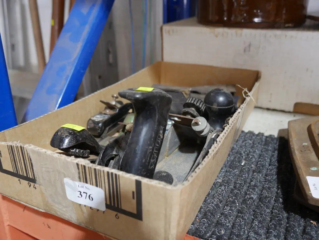 Assorted wood planes Image 1++