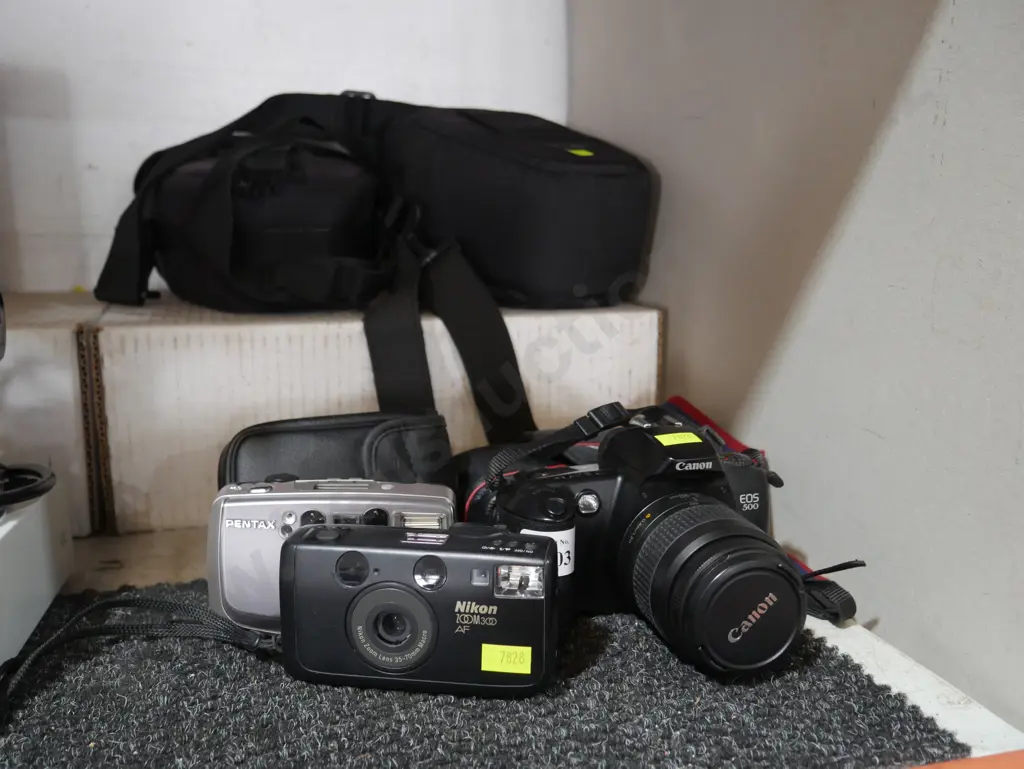 Assorted cameras Image 1++