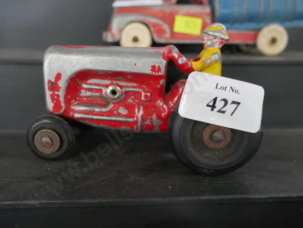 Tiger tractor Image 1++