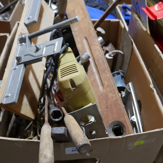 Tool sundries