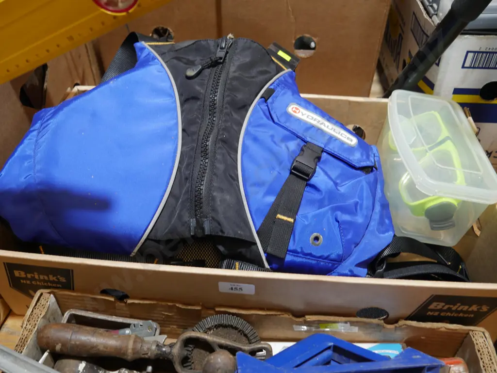 Life jacket etc Image 1++