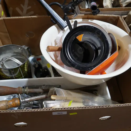 Mixing bowl etc