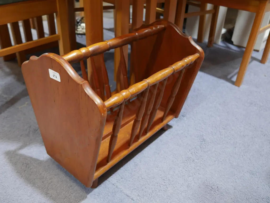 Magazine rack Image 1++