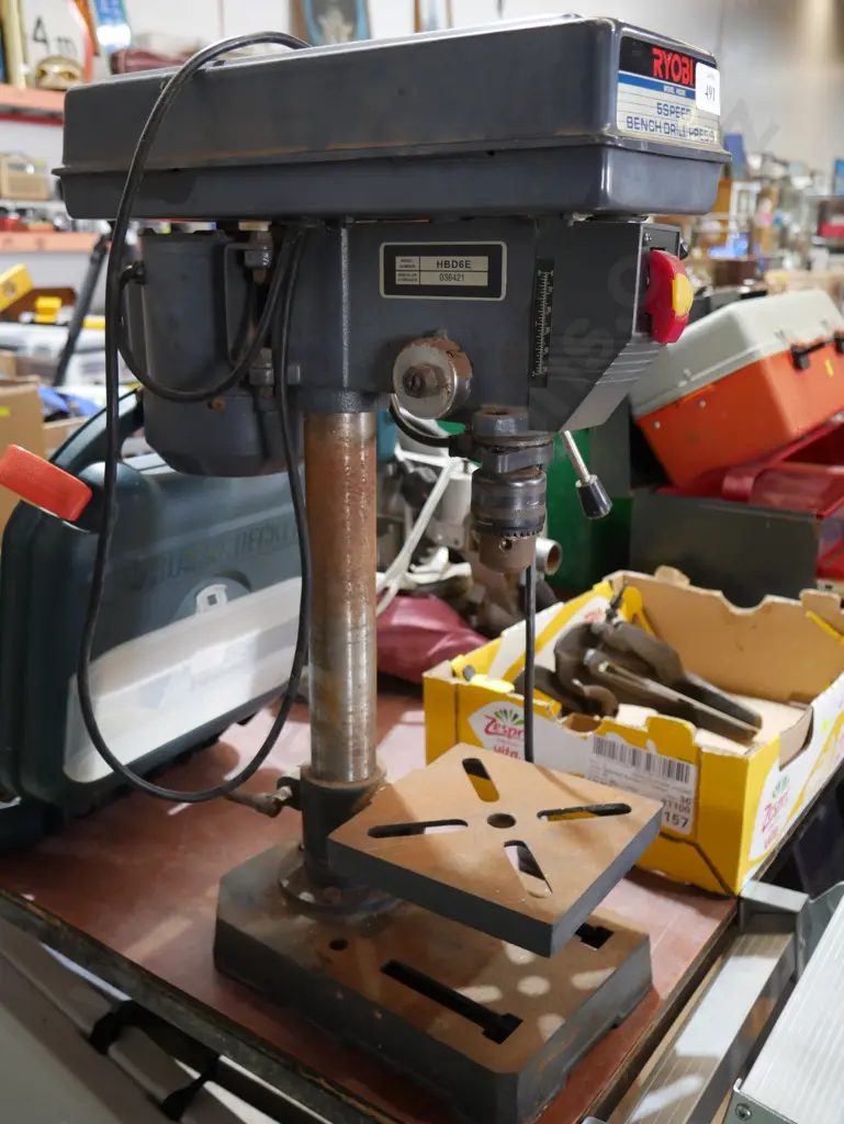 Bench drill press Image 1++