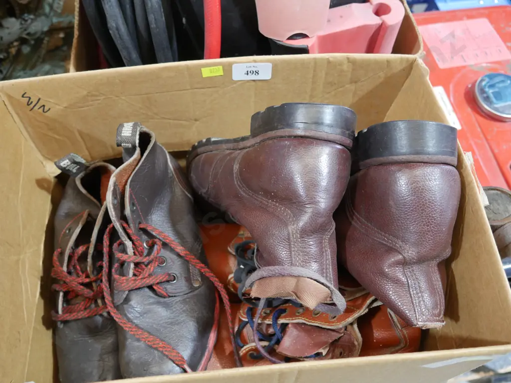 3 pairs boots Image 1++