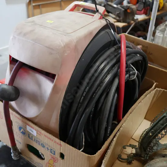 Air hose reel