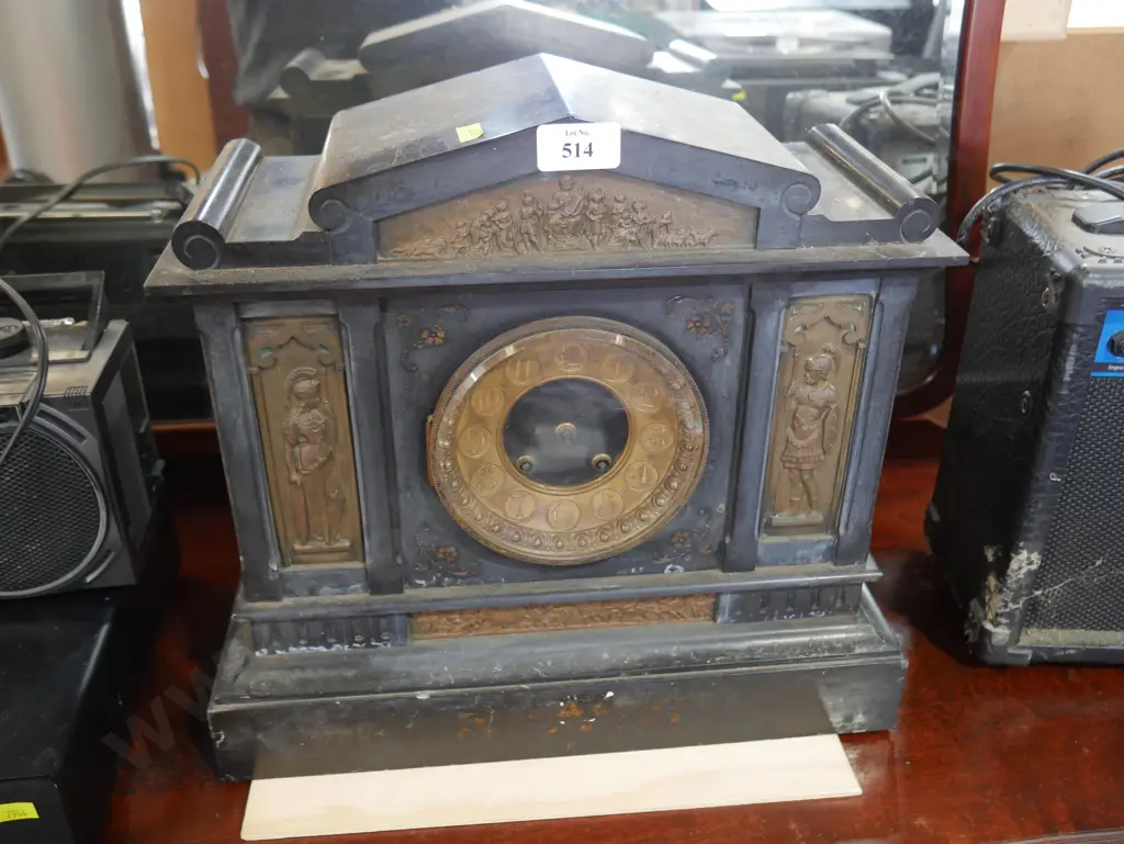 Mantel clock Image 1++