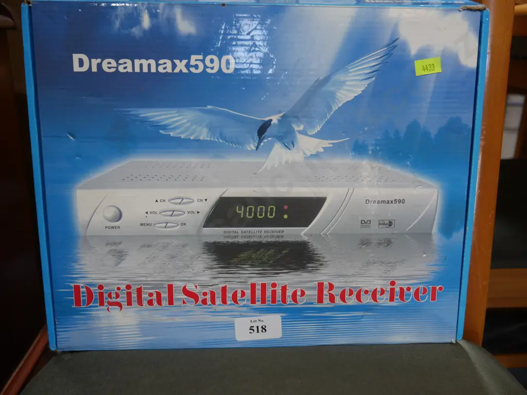 Digital satellite receiver Image 1++