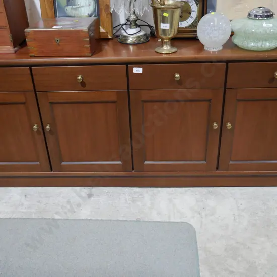 Sideboard