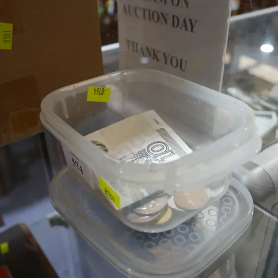 Coins & bank notes