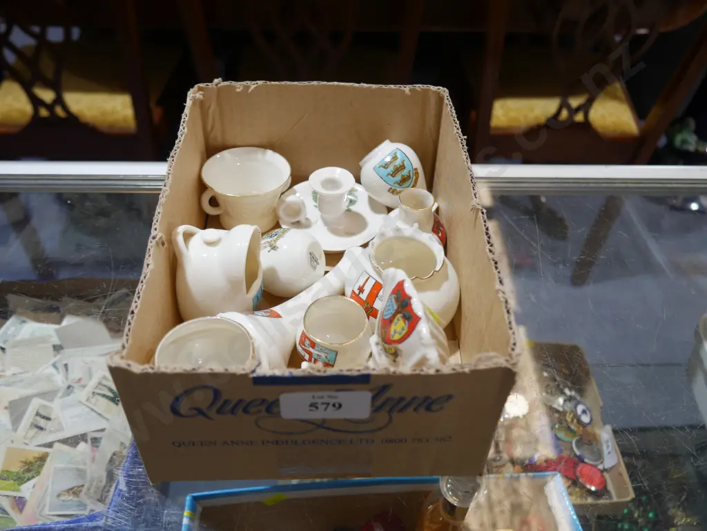 Crested china Image 1++