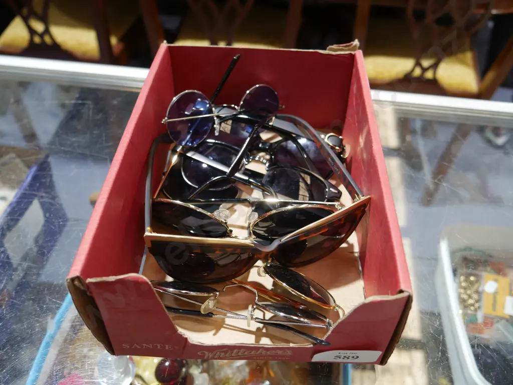 Sunglasses Image 1++