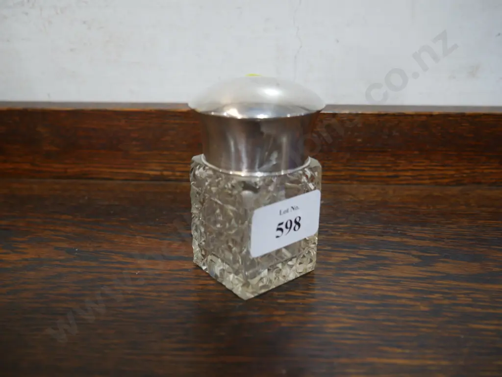 Sterling silver top stuff bottle Image 1++