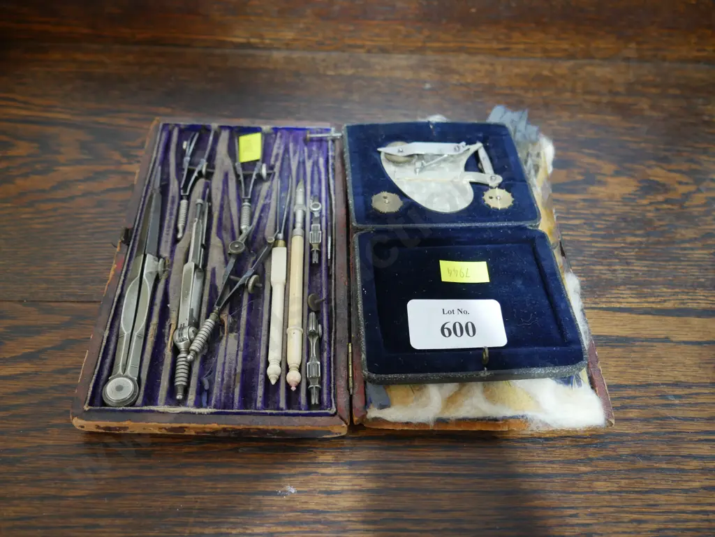 Vintage drawing sets Image 1++