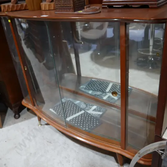 Display cabinet