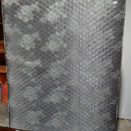 Queen mattress