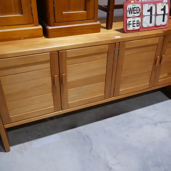 Rimu side board