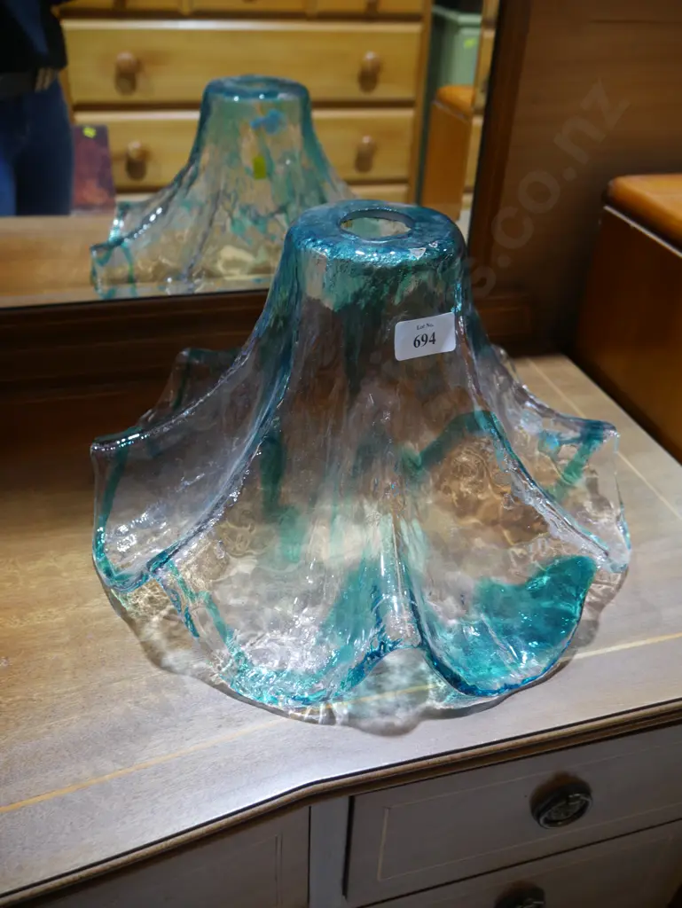 Glass lampshade Image 1++