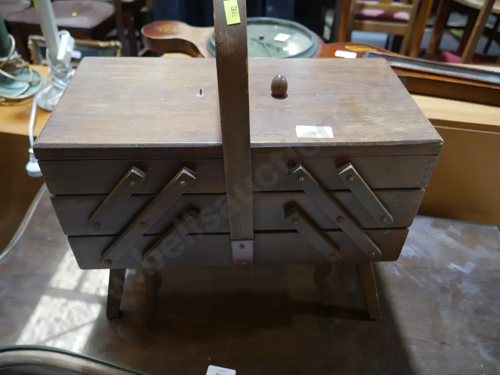 Sewing work box Image 1++