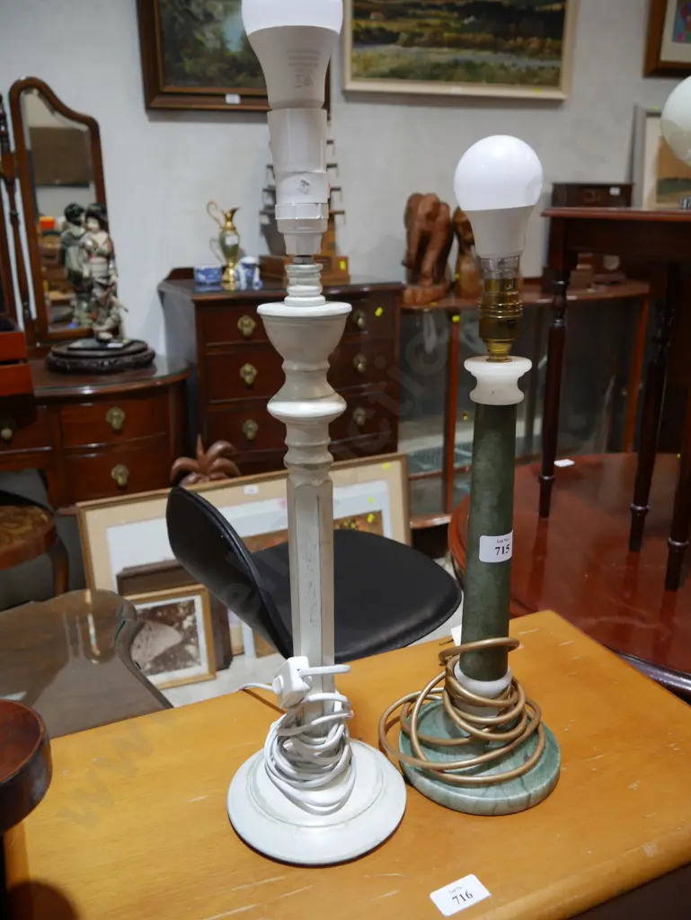 2 lamps Image 1++