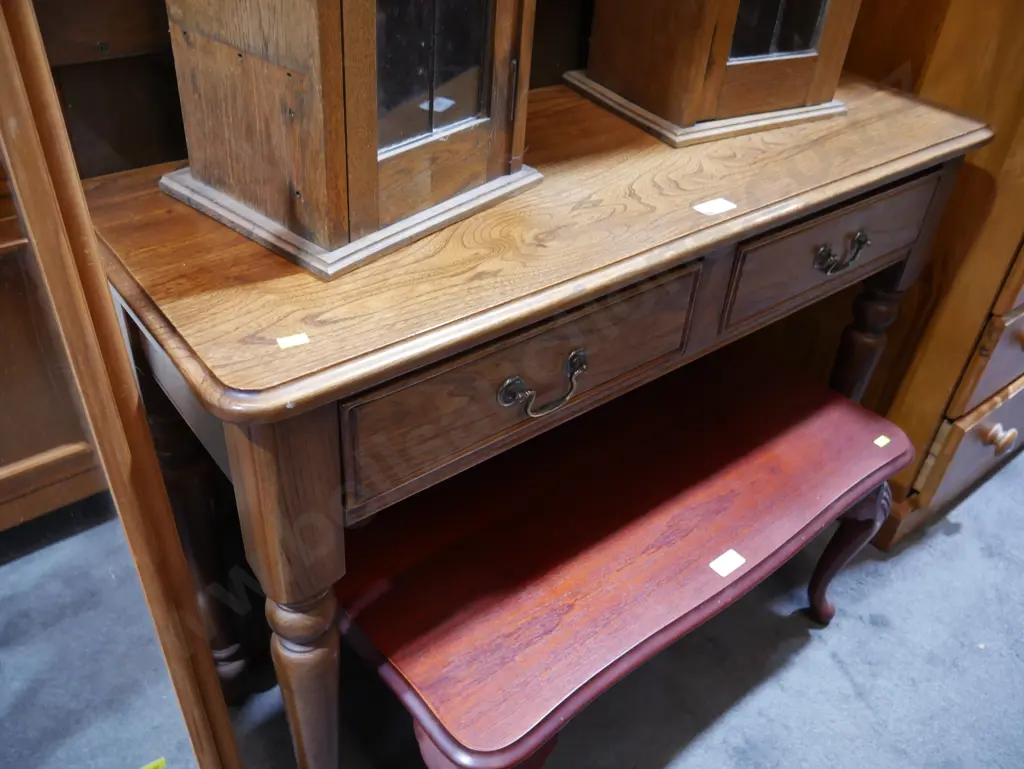 Hall table Image 1++