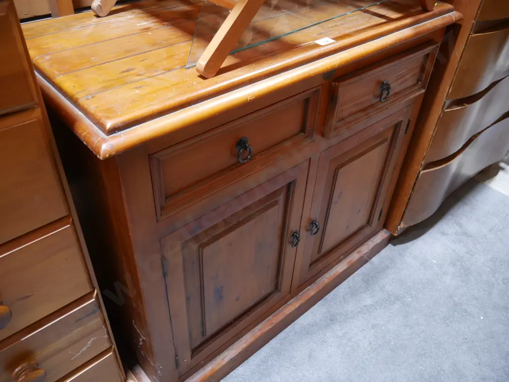 Small sideboard Image 1++