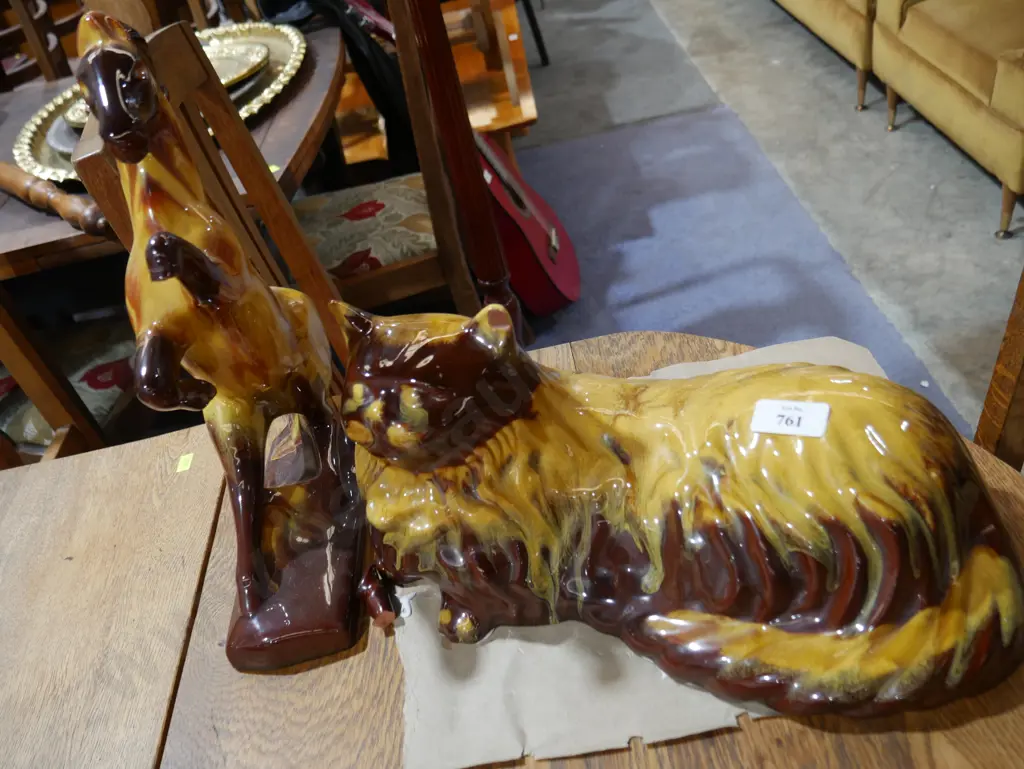 Blue Mountain Pottery horse and cat both A/F Image 1++
