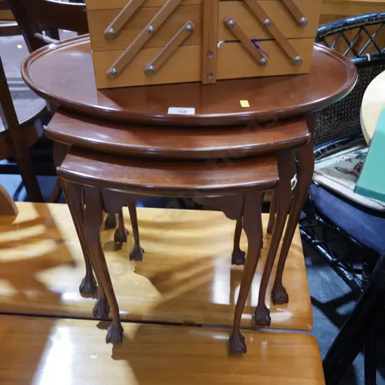 Nest of 3 tables