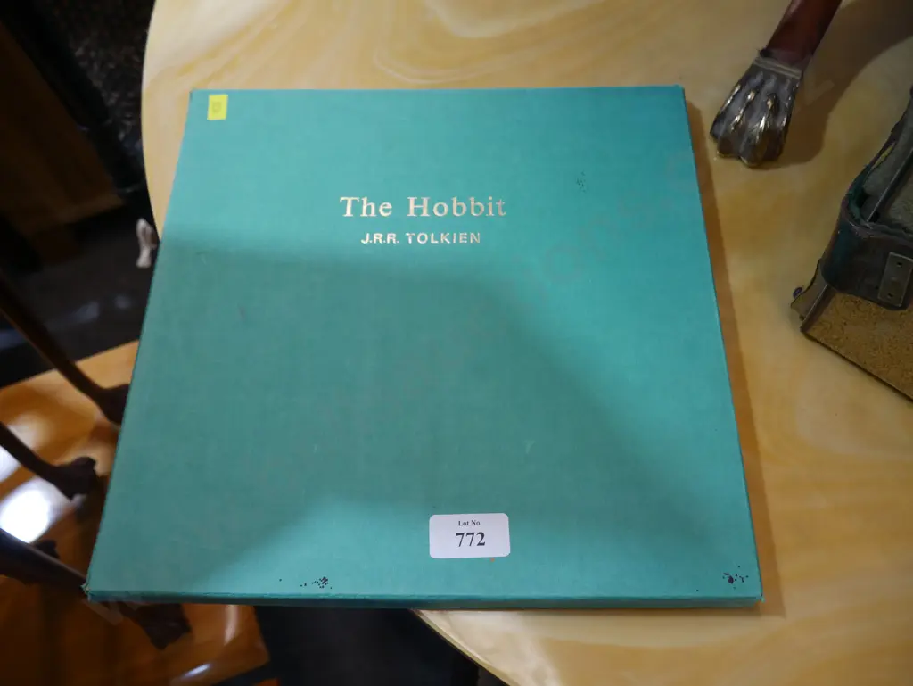 The Hobbit, boxed record set Image 1++