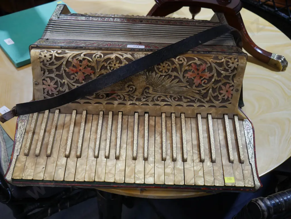 Piano Accordion Image 1++