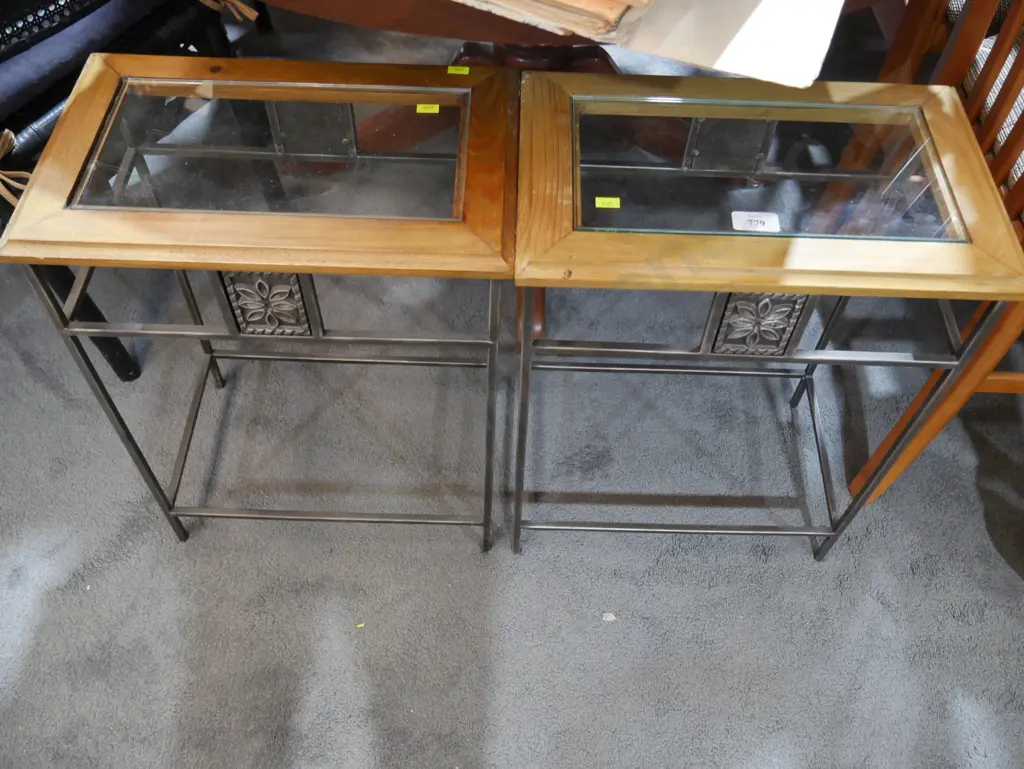 Pair of glass topped side tables Image 1++