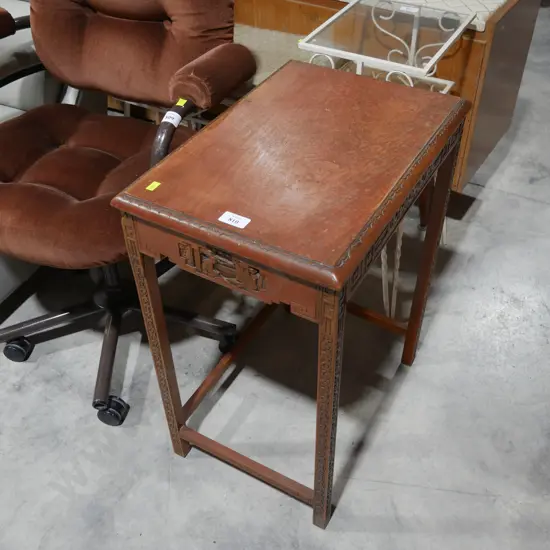 Occasional table