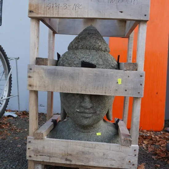 Buddha statue