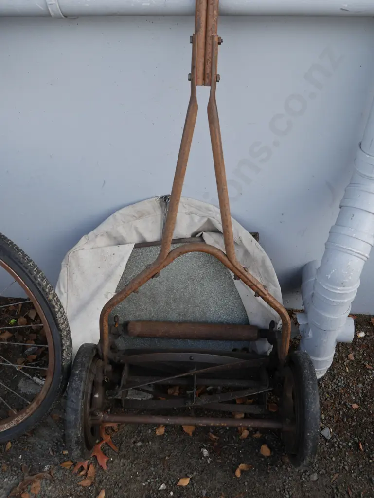 Push reel mower Image 1++